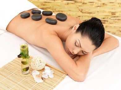 Massage aux pierres chaudes