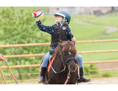 Petits cavaliers heureux, Leisure, Treyvaux