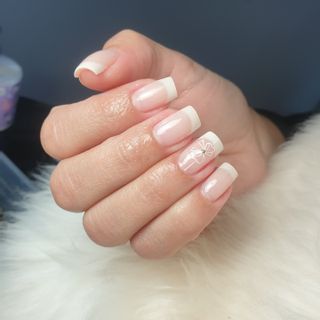 Valéria Lopes Atelier Nails Schönheitsinstitut Genève Wohnzimmer Genève Valéria Lopes Atelier Nails