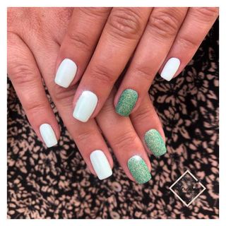 P. Création Nail Schönheitsinstitut Vésenaz Wohnzimmer Vésenaz P. Création Nail