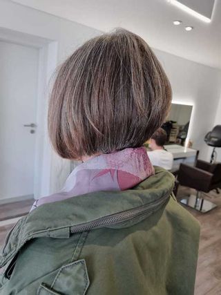 Vogue L.A. Coiffure Schönheitsinstitut Blonay Wohnzimmer Blonay Vogue L.A. Coiffure