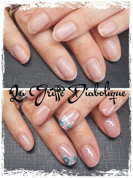La Griffe Diabolique & XtraCils styliste ongulaire Les Hauts-Geneveys La Griffe Diabolique & XtraCils onglerie Les Hauts-Geneveys