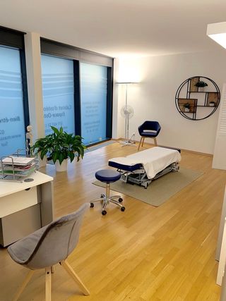 Alexandre Bourlard - Ostéopathe CDS / Membre FSO/SVO Schönheitsinstitut Vevey Wohnzimmer Vevey Alexandre Bourlard - Ostéopathe CDS / Membre FSO/SVO