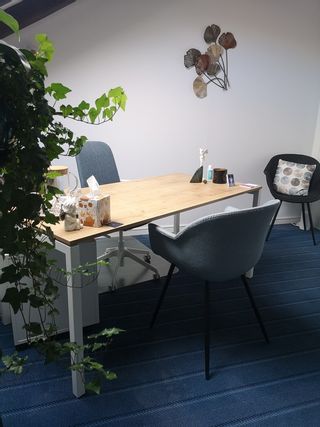 Nounasté Schönheitsinstitut Rolle Wohnzimmer Rolle Nounasté
