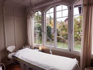 Kosmetikoase-Julia Schönheitsinstitut Oberhofen Wohnzimmer Oberhofen Kosmetikoase-Julia