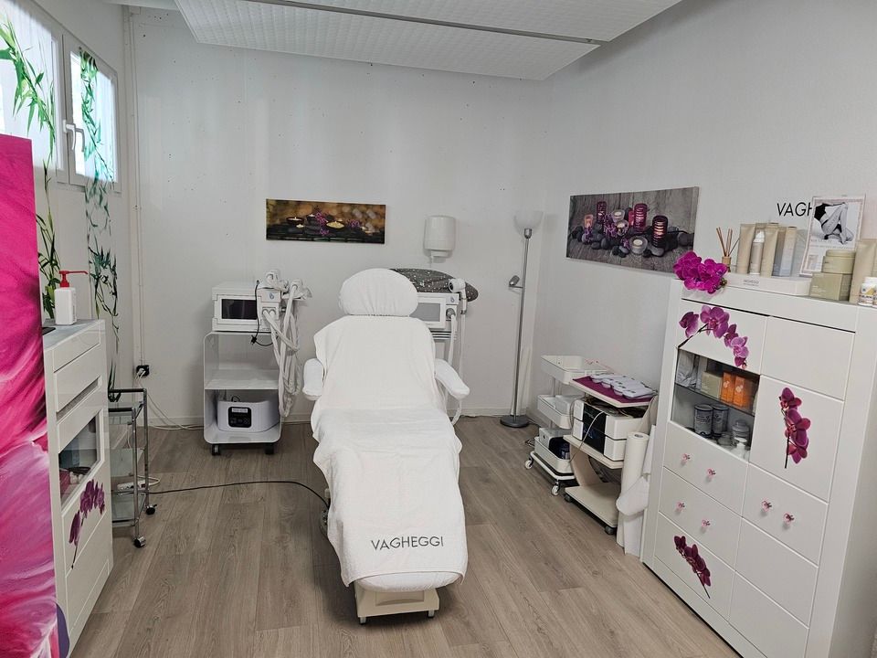 beauty parlour Etagnières Institut Pink Glow - Studio Fit & Nutri