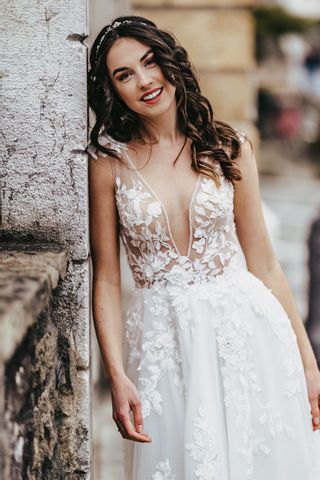 Stina-Jon-Riga | Swiss Wedding Fashion / Lyss agenda.ch Lyss agenda.ch Lyss Stina-Jon-Riga | Swiss Wedding Fashion / Lyss