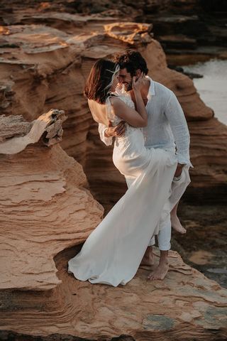 Stina-Jon-Riga | Swiss Wedding Fashion / Lyss agenda.ch Lyss agenda.ch Lyss Stina-Jon-Riga | Swiss Wedding Fashion / Lyss