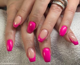 Nails by Anna Schönheitsinstitut Plan les ouates Wohnzimmer Plan les ouates Nails by Anna