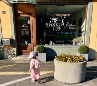 Saskia Coiffure Schönheitsinstitut Blonay Wohnzimmer Blonay Saskia Coiffure