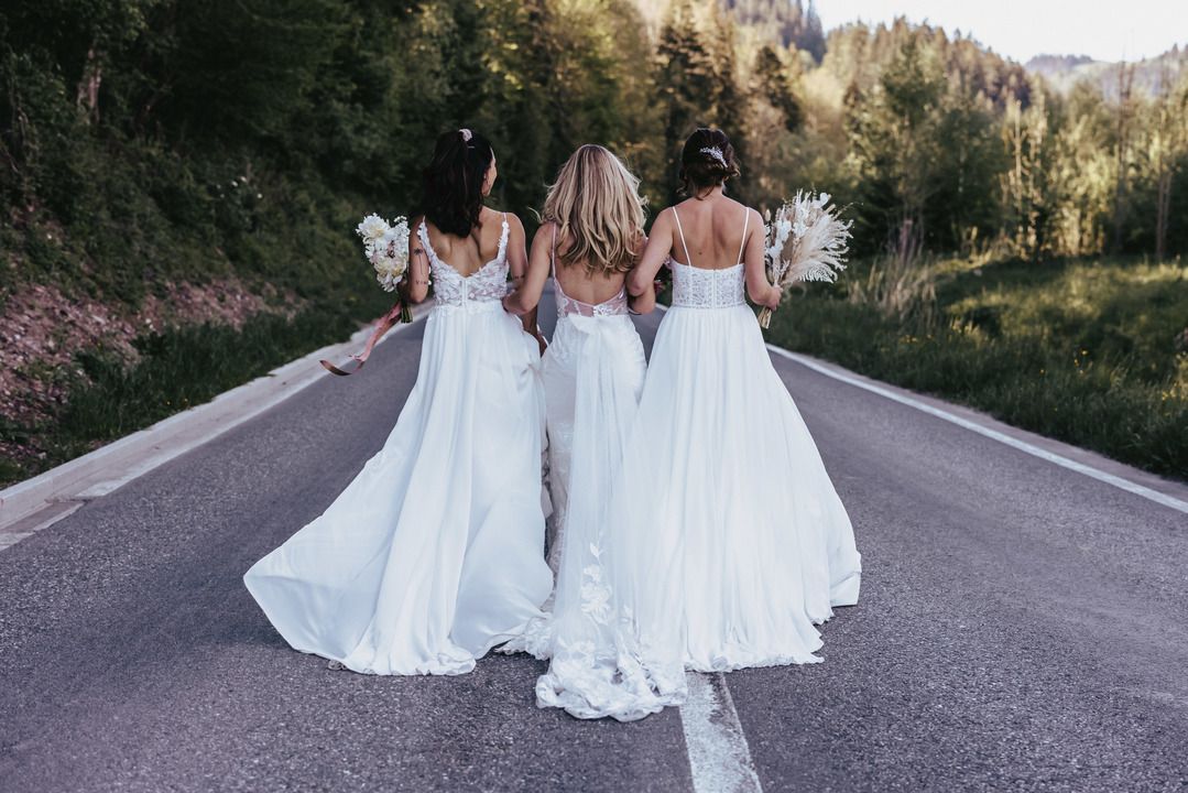 agenda.ch Bern Stina-Jon-Riga | Swiss Wedding Fashion / Bern