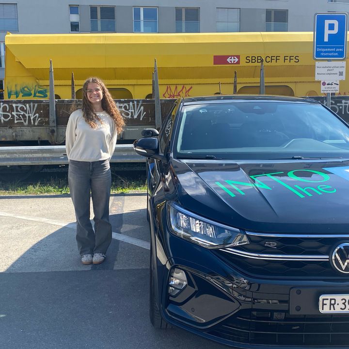 Wohnzimmer Fribourg Into the L Sàrl