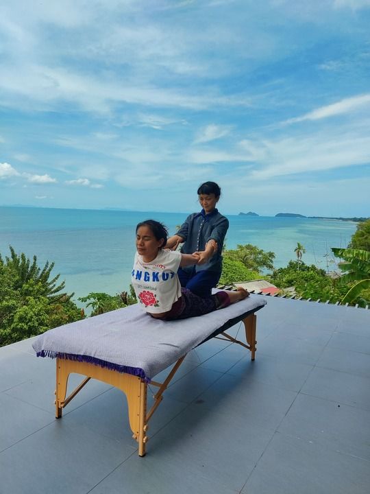 massage Lausanne ChamJuree Massage ∞ Yoga