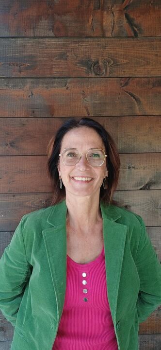 physiothérapeute Cossonay Les mains à l'écoute du corps - Emmanuelle Villard