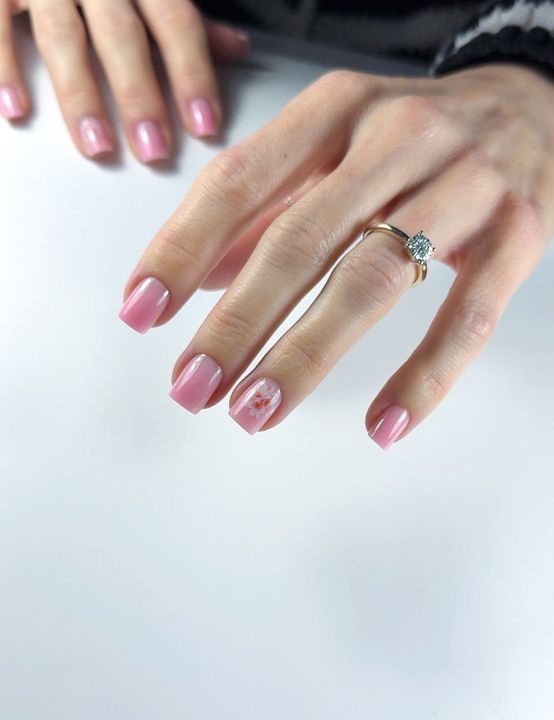 Nagelstudio Meyrin RoNails