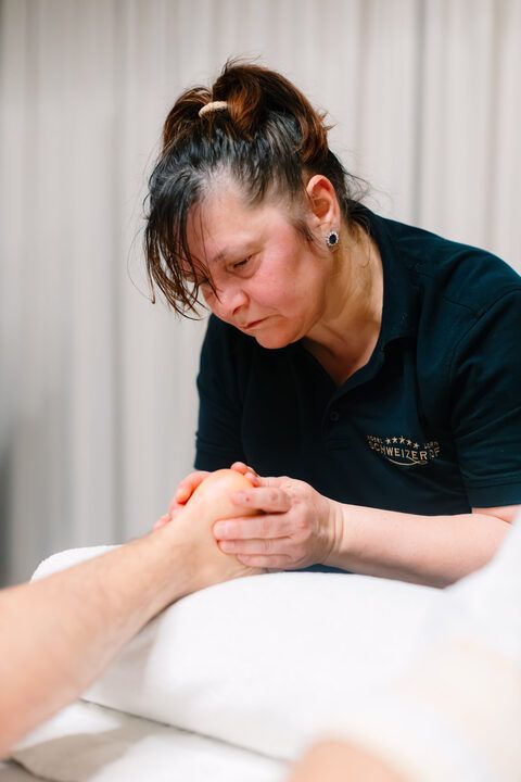 Ana Bachmann massage Luzern