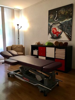 Sabine BESSE Schönheitsinstitut Chêne-Bourg Wohnzimmer Chêne-Bourg Sabine BESSE