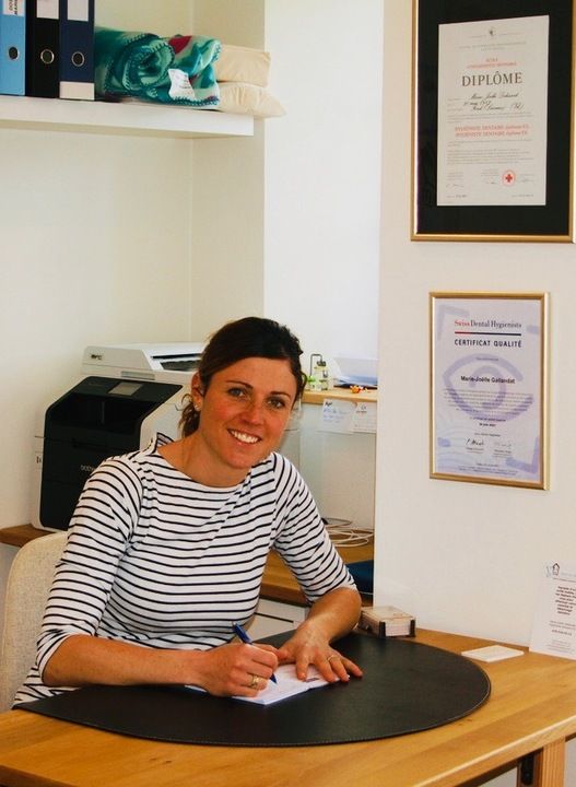 Dent ta maison-hygiéniste dentaire hygiéniste dentaire Démoret Dent ta maison-hygiéniste dentaire hygiène dentaire Démoret