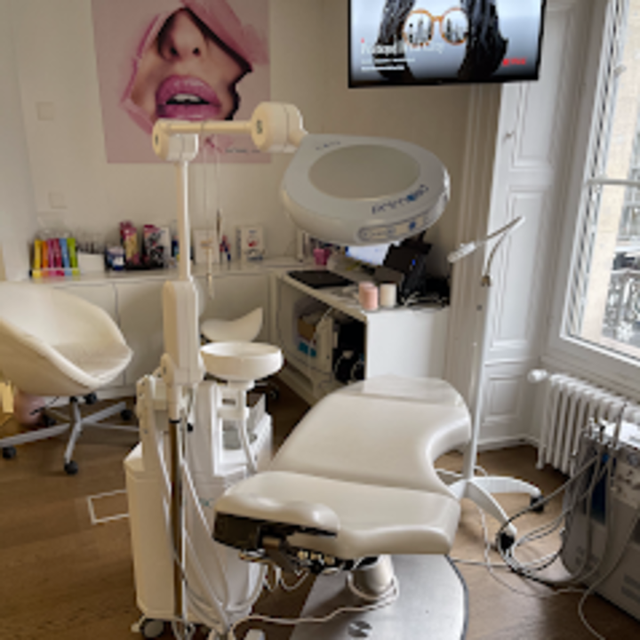 Whitening Artists hygiéniste dentaire Genève Whitening Artists hygiène dentaire Genève